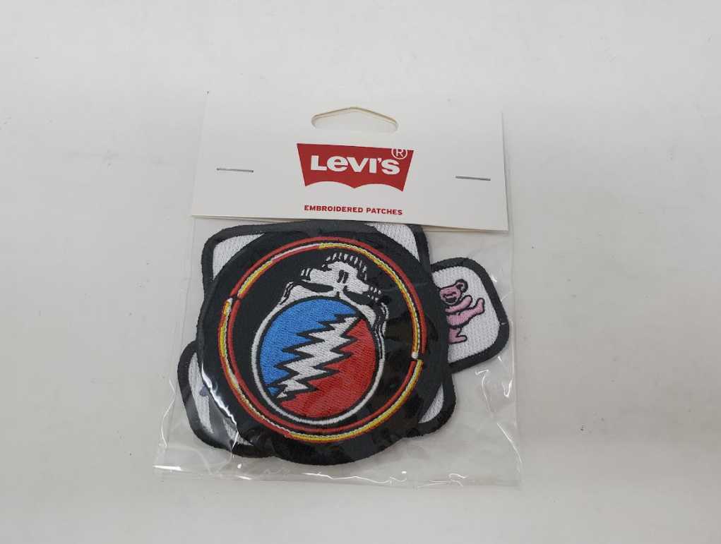 New Levi's x Grateful Dead sew on patches