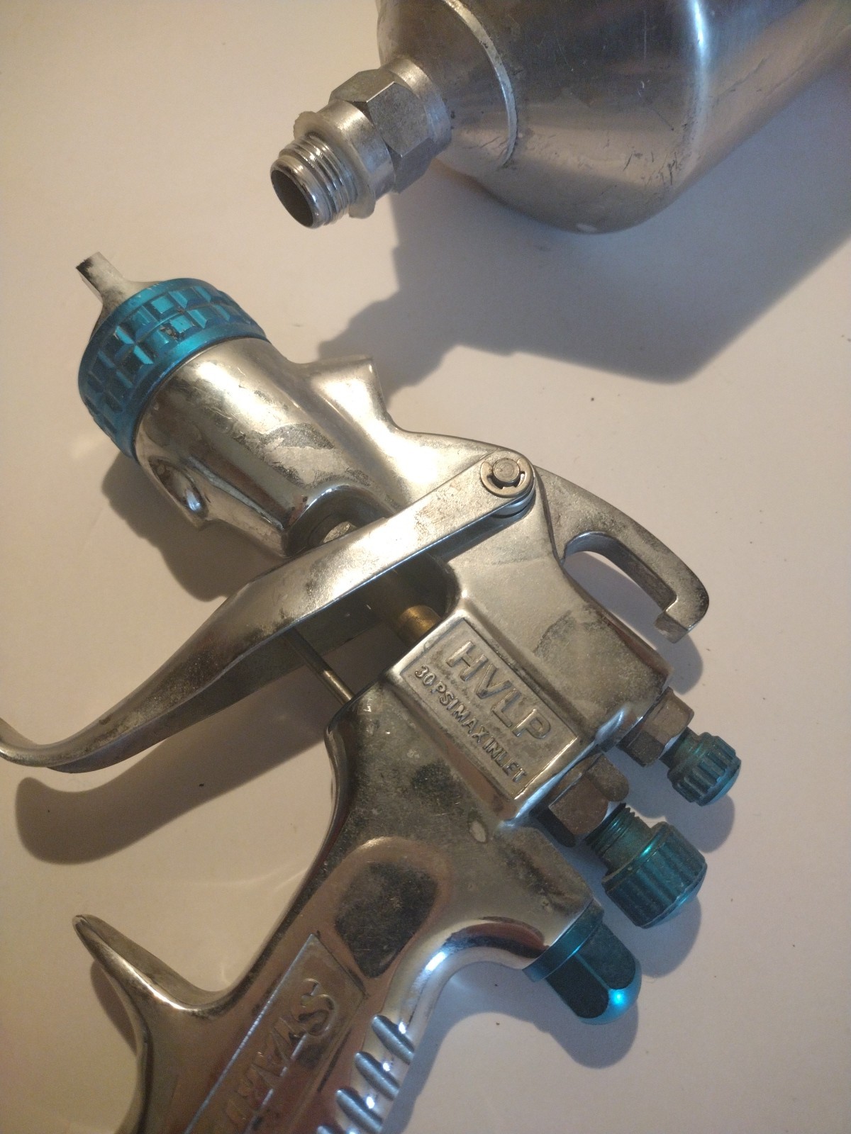 Devilbiss Starting Line HVLP Gravity feed Spray Gun 30 PSI USED