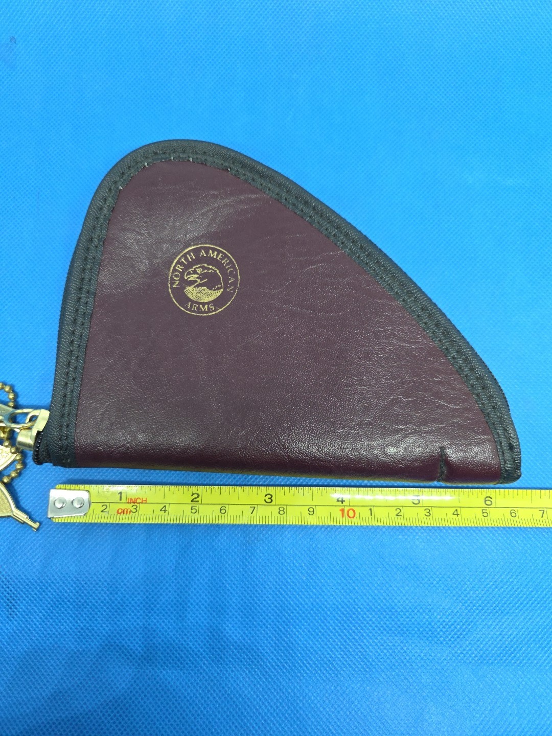 North American Arms Burgundy 6" Pistol Pouch Faux Leather Zip Case w/Lock & Keys