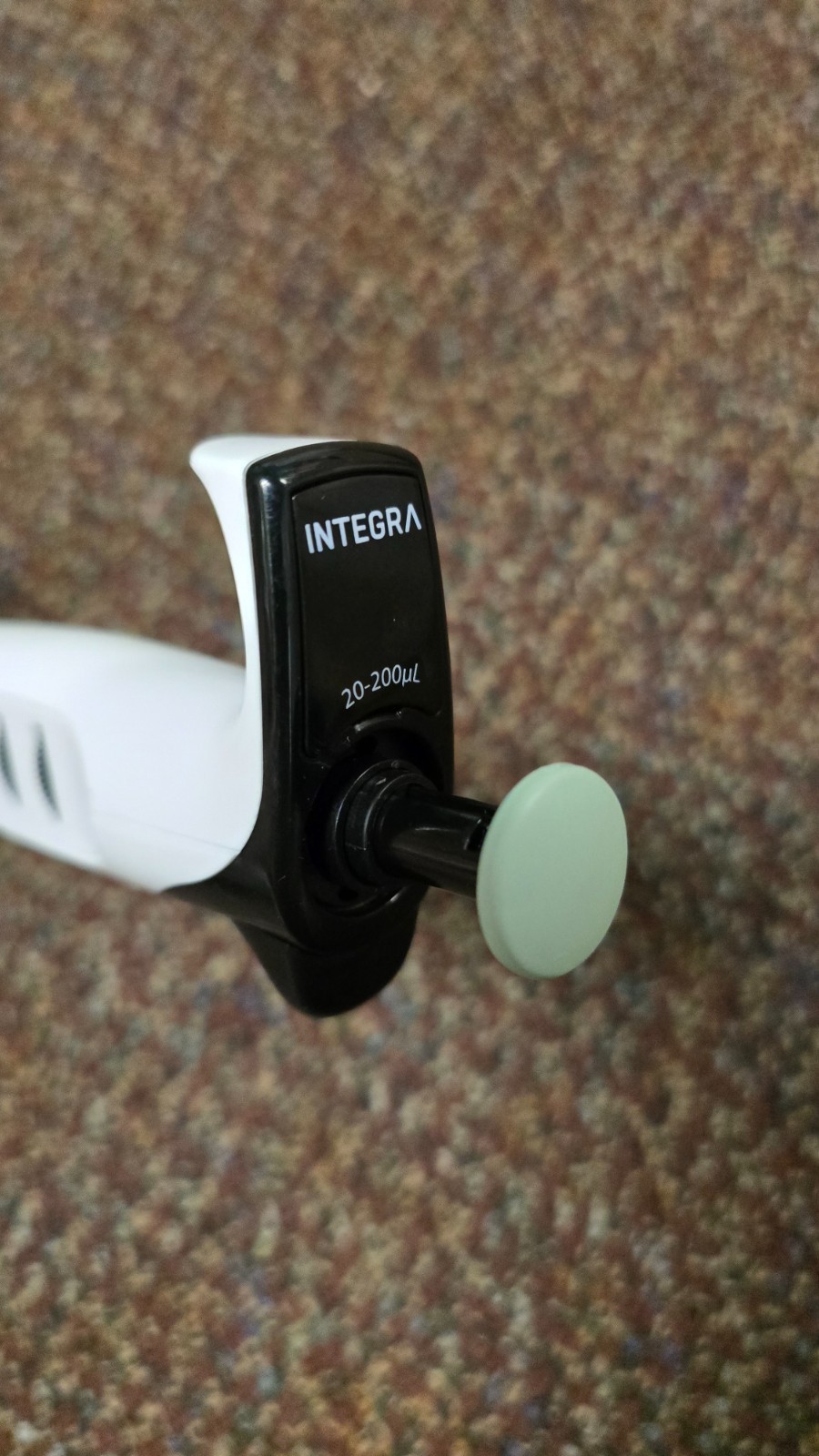 Integra Evolve Pipette, Single Channel, 200ul. Used, perfect condition
