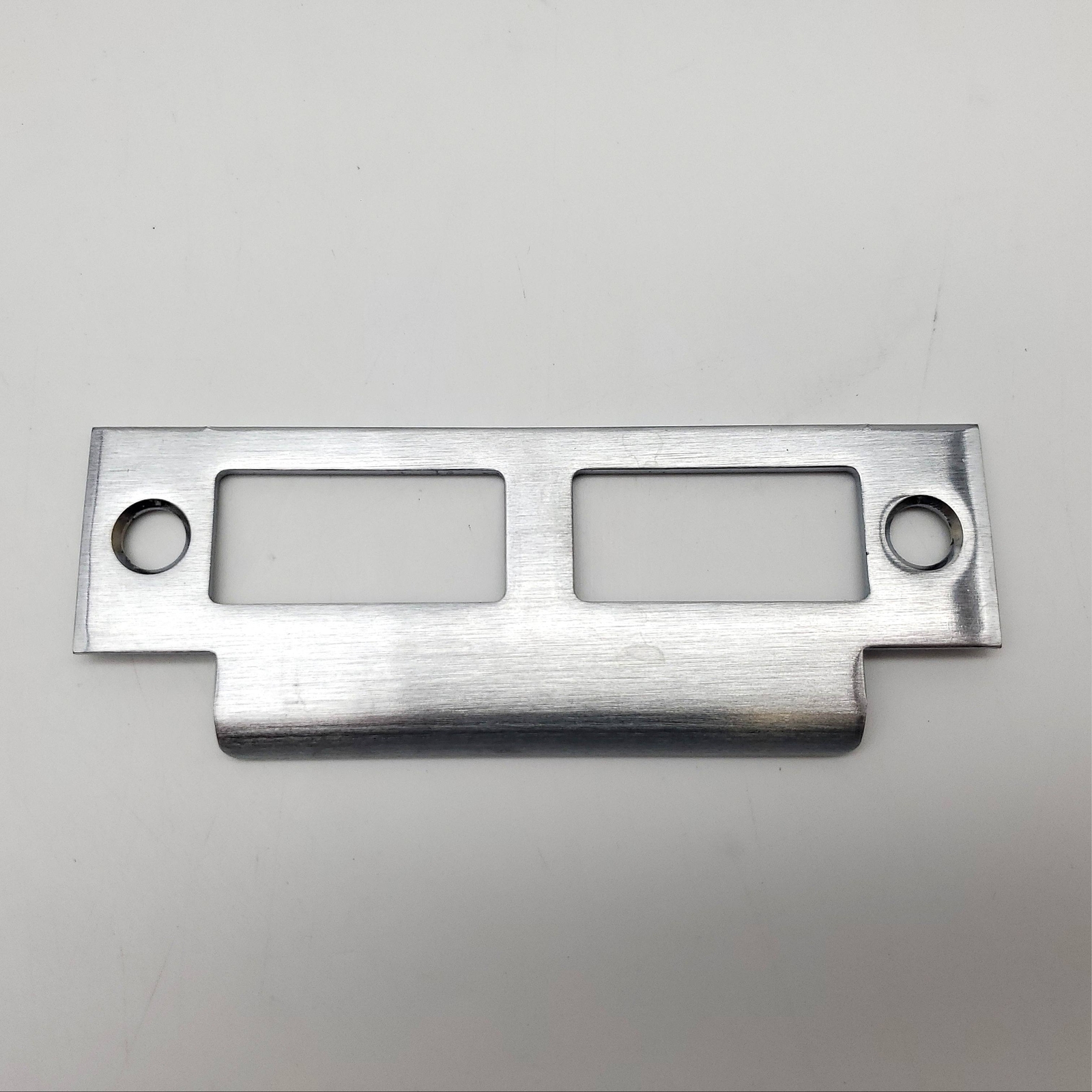 Schlage 10-072 Mortise Strike Satin Chrome 4-7/8" H x 13/16" Lip L9000 Mortise