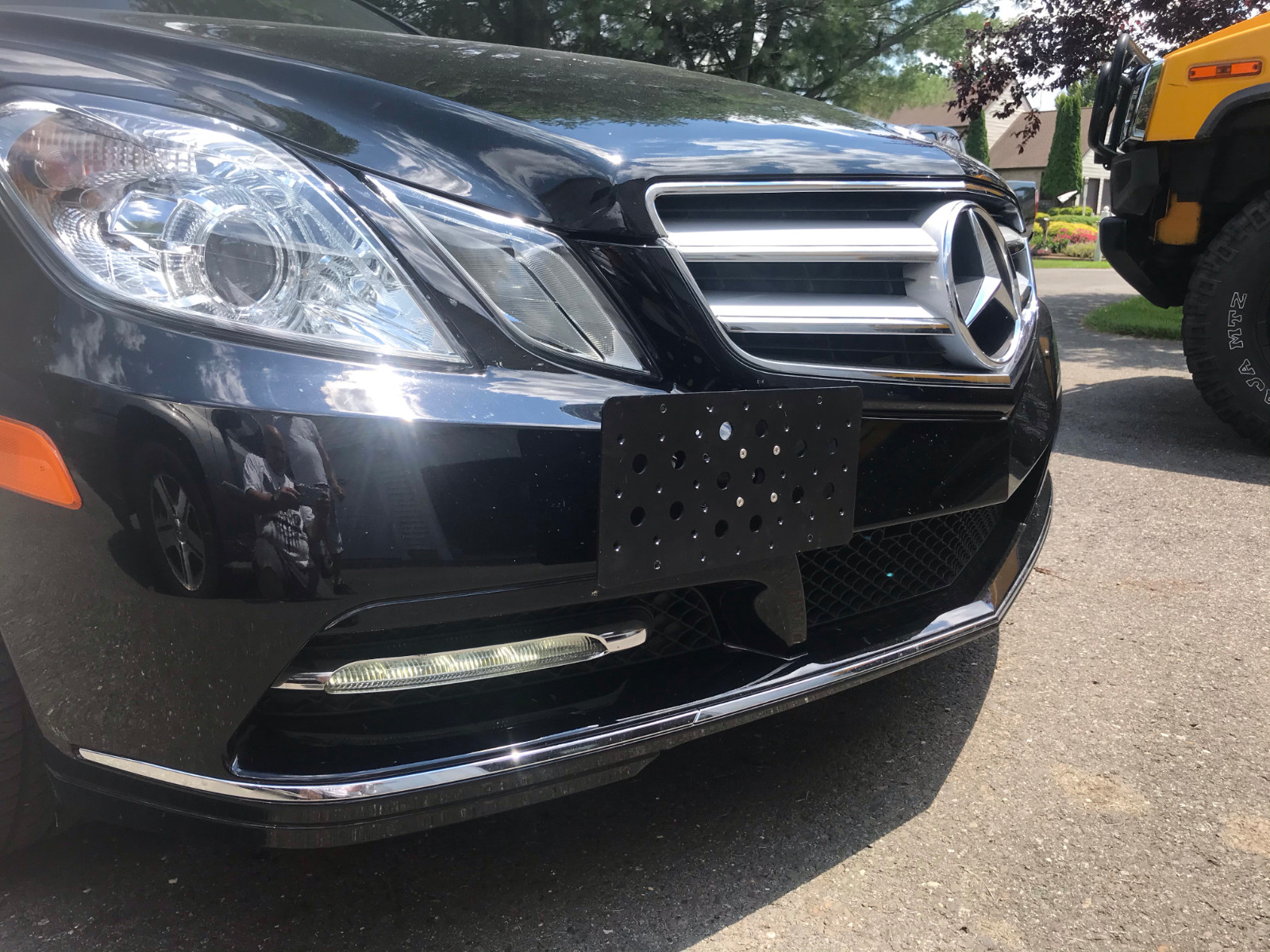 Bumper Tow Hook License Plate Mount Bracket for Mercedes E-Class W212 2010-2013