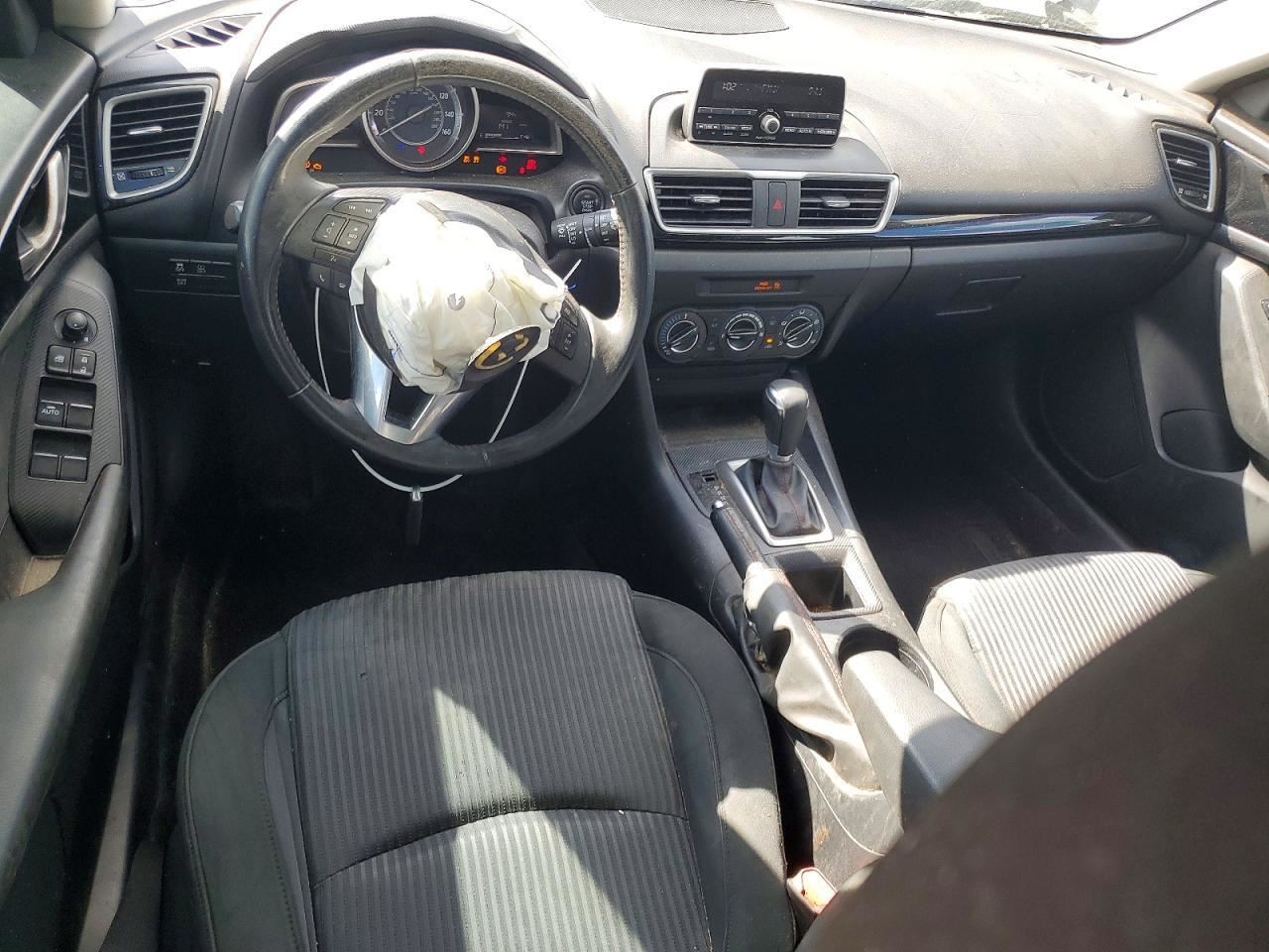 3 2014 Glove Box 5006274