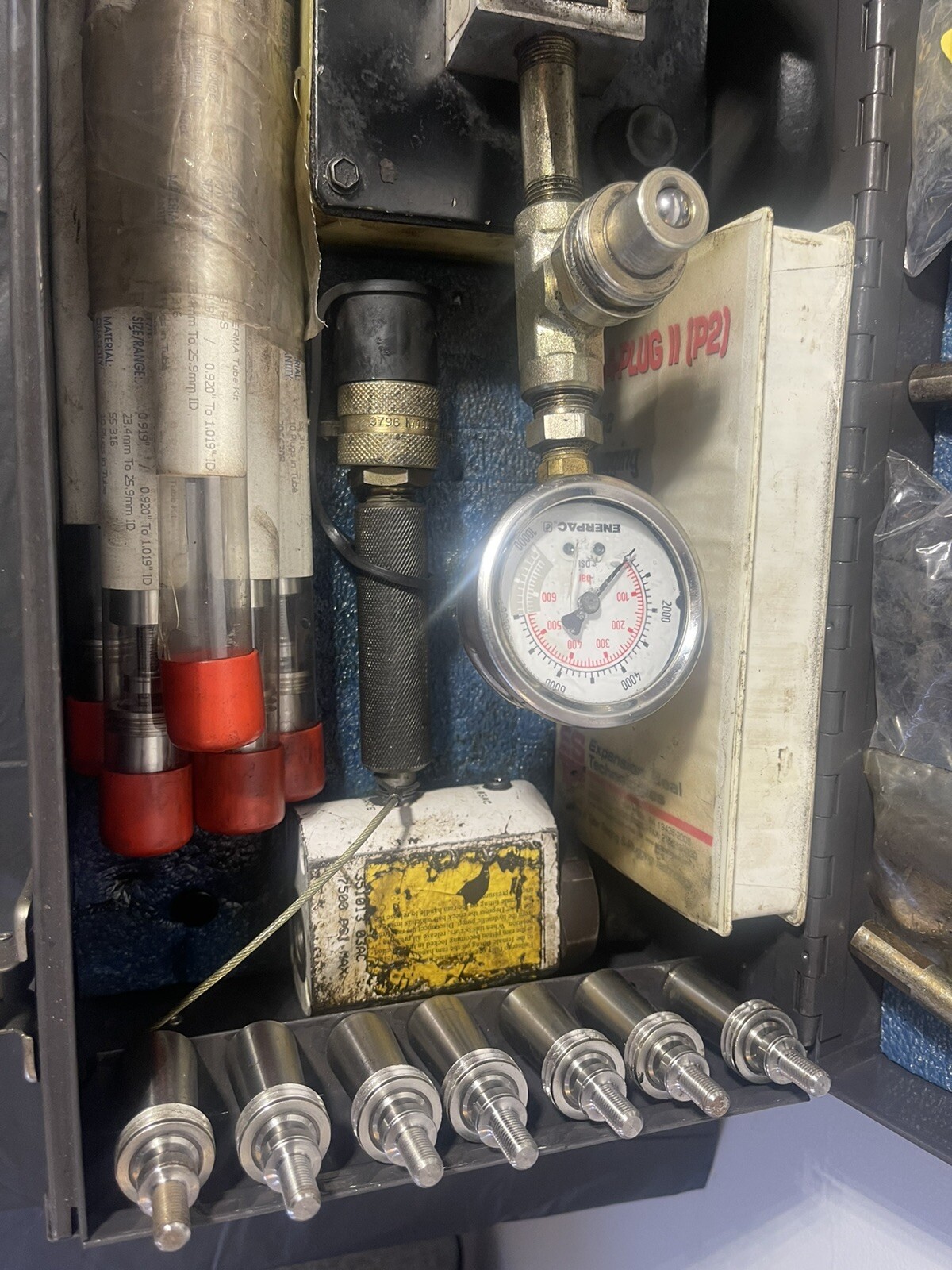 EXPANSION SEAL TECHNOLOGIES EST TUBE PLUGGING SYSTEMS SET COMPLETE