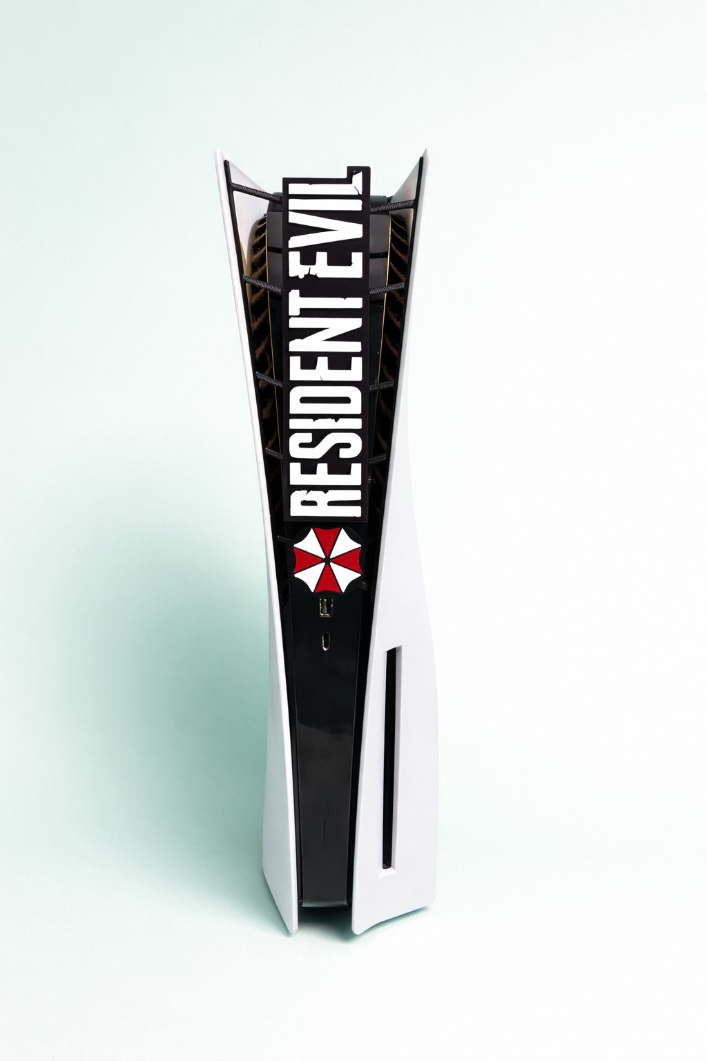 3D Printed: PlayStation 5 / PS5 Faceplate Decal ( Resident Evil )
