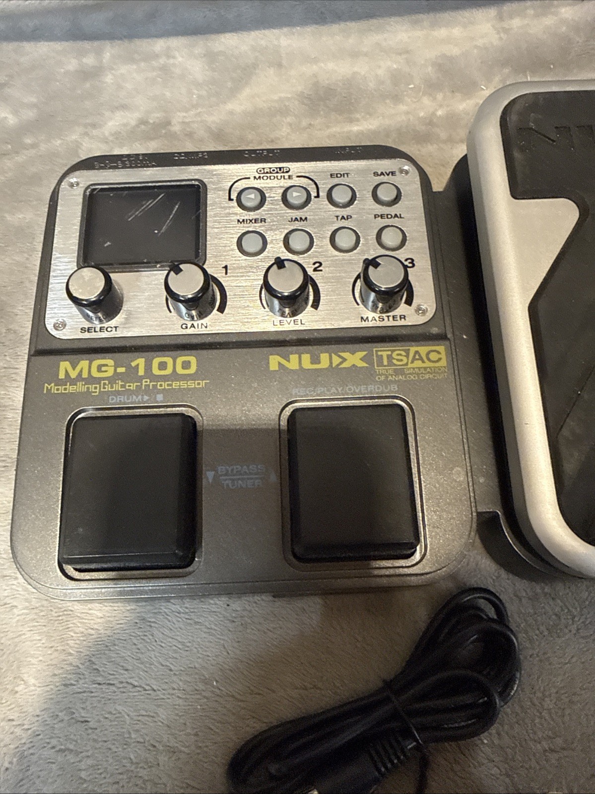 NUX MG-100 Modelling Guitar Effects Processor Assignable Expression Pedal