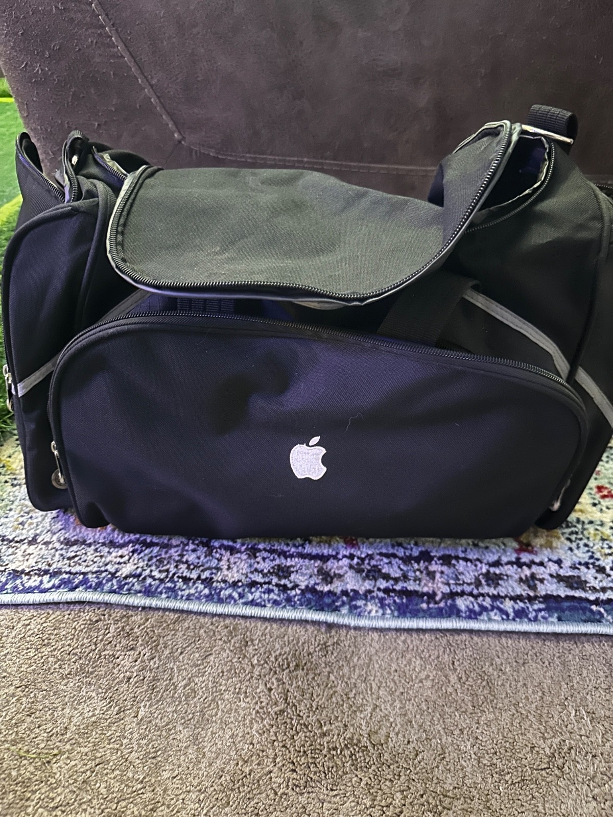 apple logo gym bag
