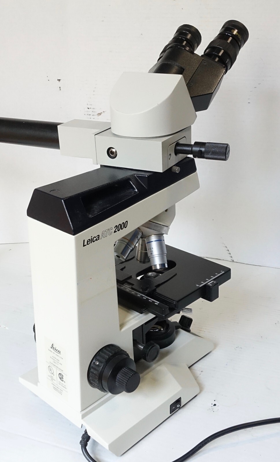 Leica ATC 2000 Multiview Teaching Microscope
