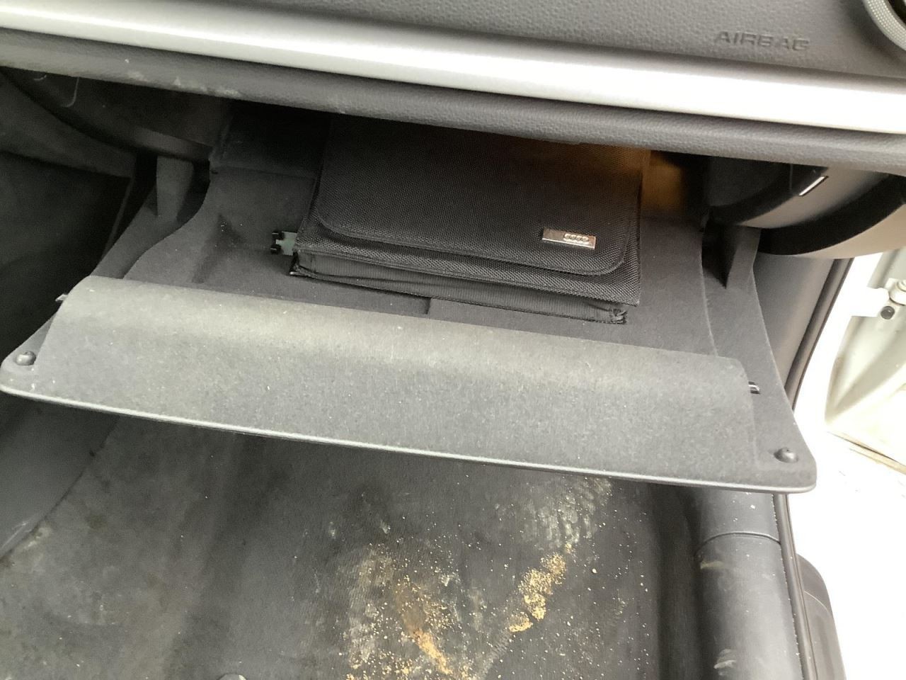A3 AUDI   2016 Glove Box 4983057
