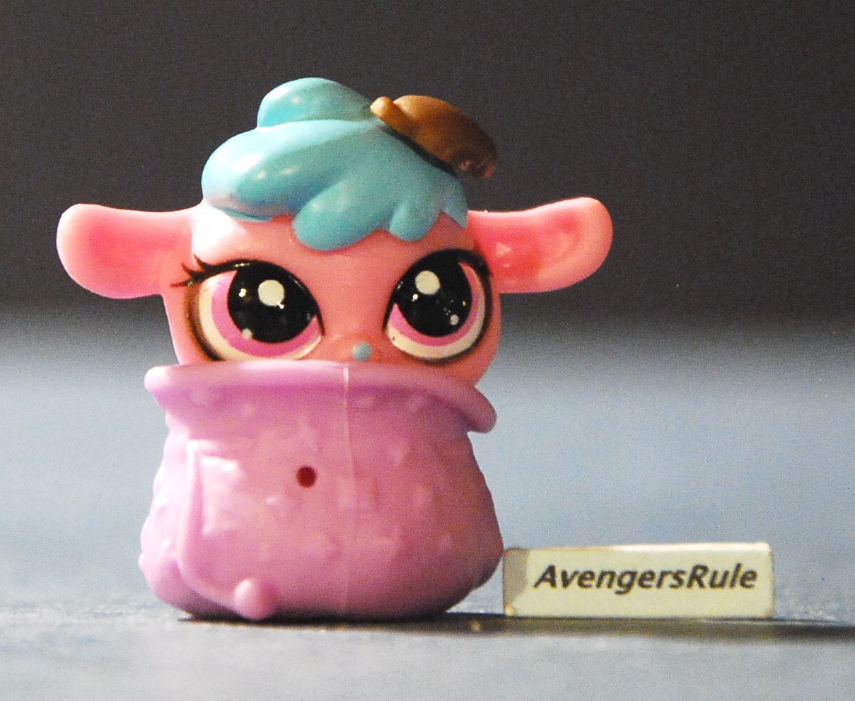 Littlest Pet Shop Mystery Wave 2 #3790 Cow Pink