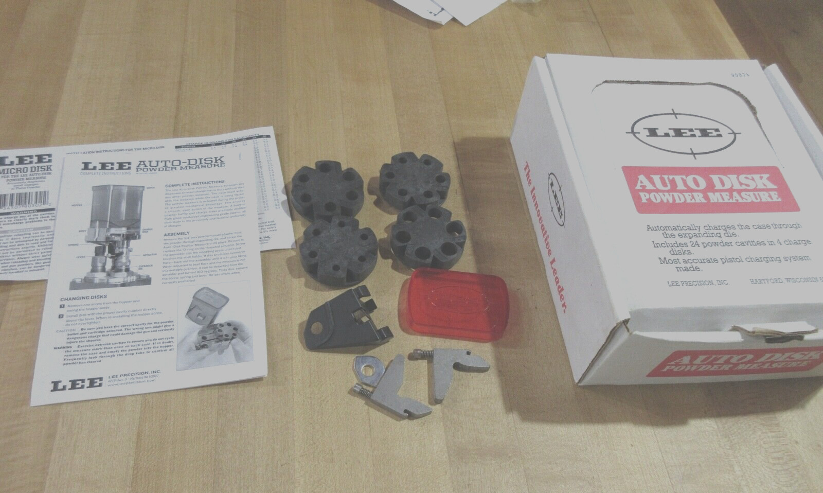 Lee Auto Disk  Powder Measure box with accessories NO Powder Measure (w14)