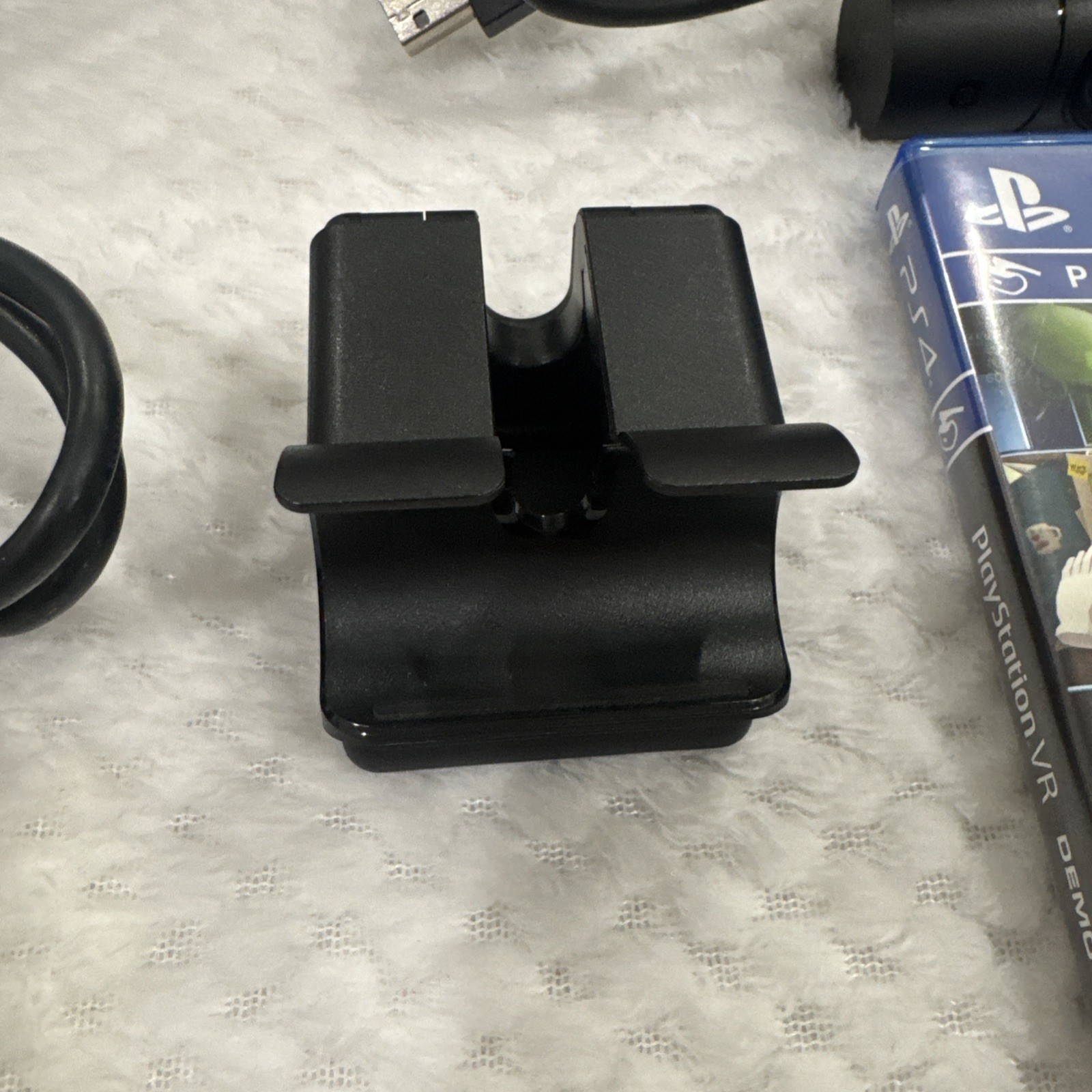 sony playstation 4 VR Headset Bundle, Pre-owned .