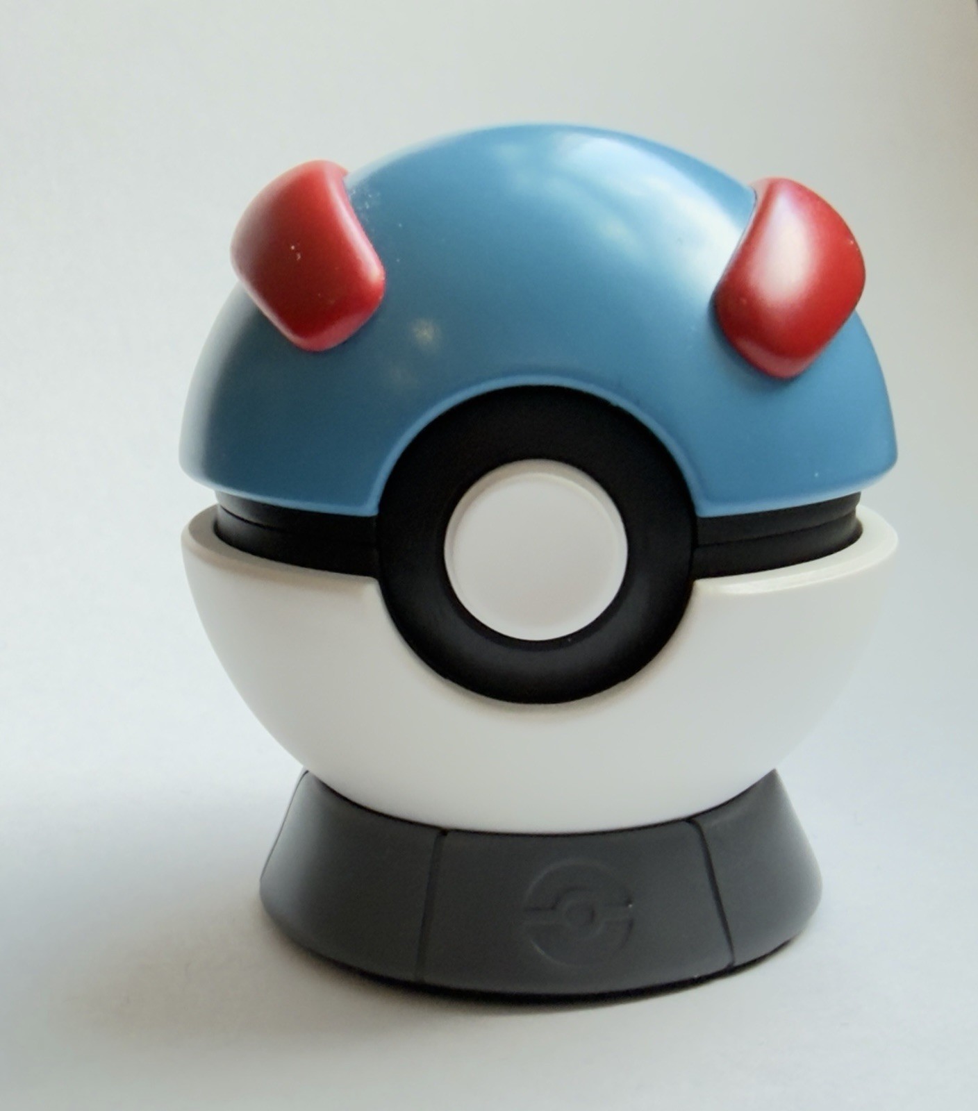 S-Craft Classic Great Ball Pokémon Keycap Holder - Non Light-up Version