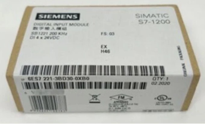 NEW IN BOX SIEMENS 6ES7 221-3BD30-0XB0  6ES7221-3BD30-0XB0