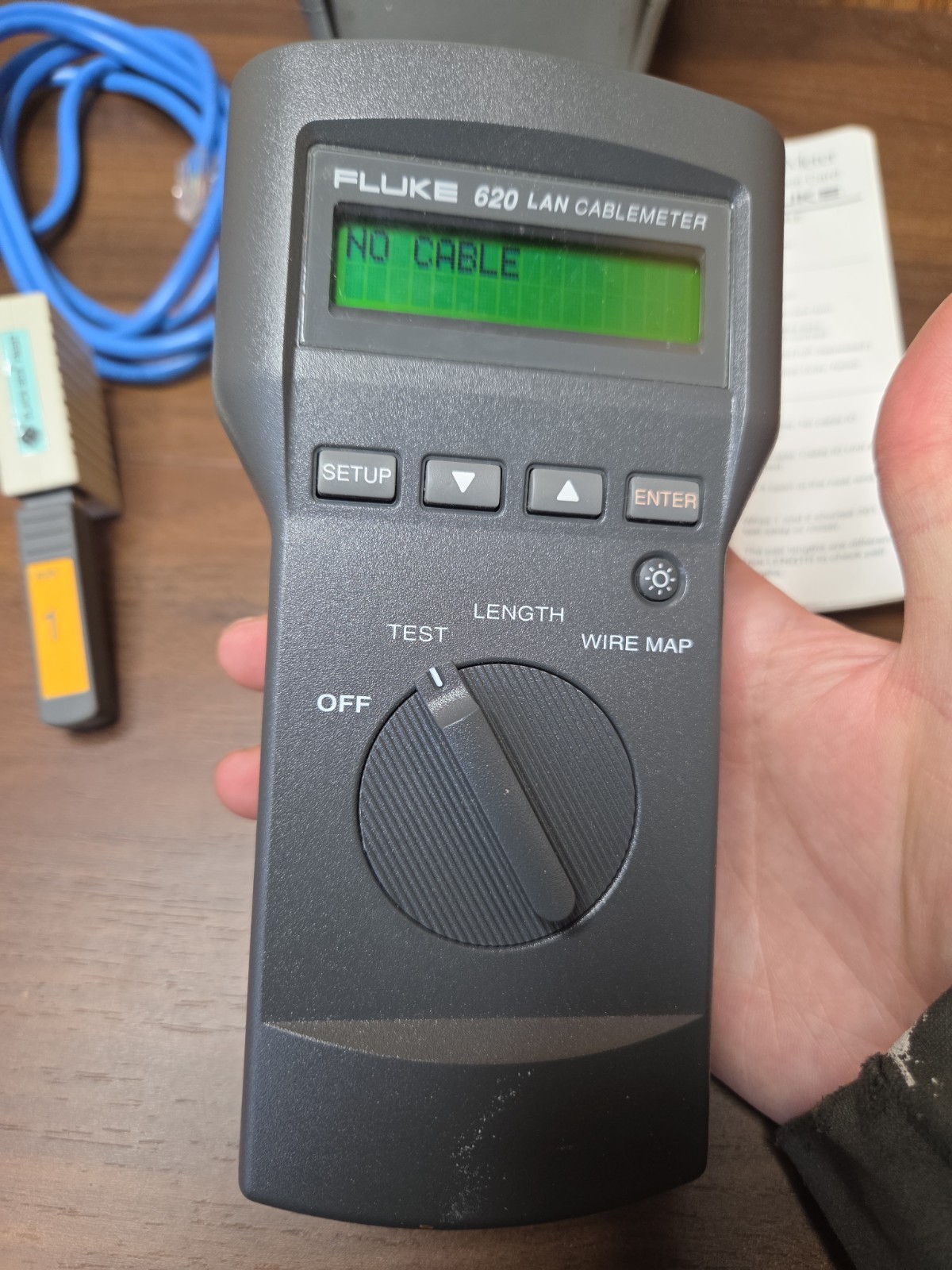 Fluke 620 LAN Cable meter With Case WORKS BUT READ