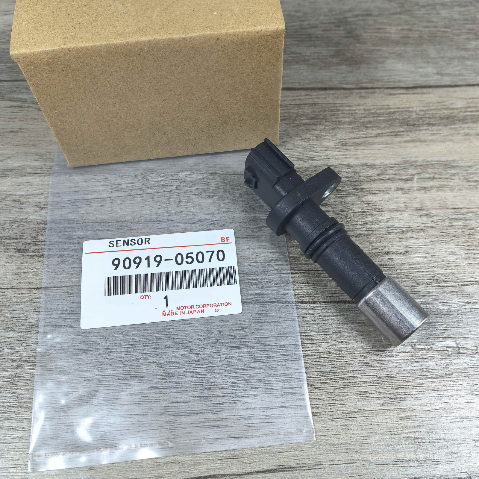 OEM CRANK POSITION SENSOR 90919-05070 For C-HR Corolla Prius NX300h Camry