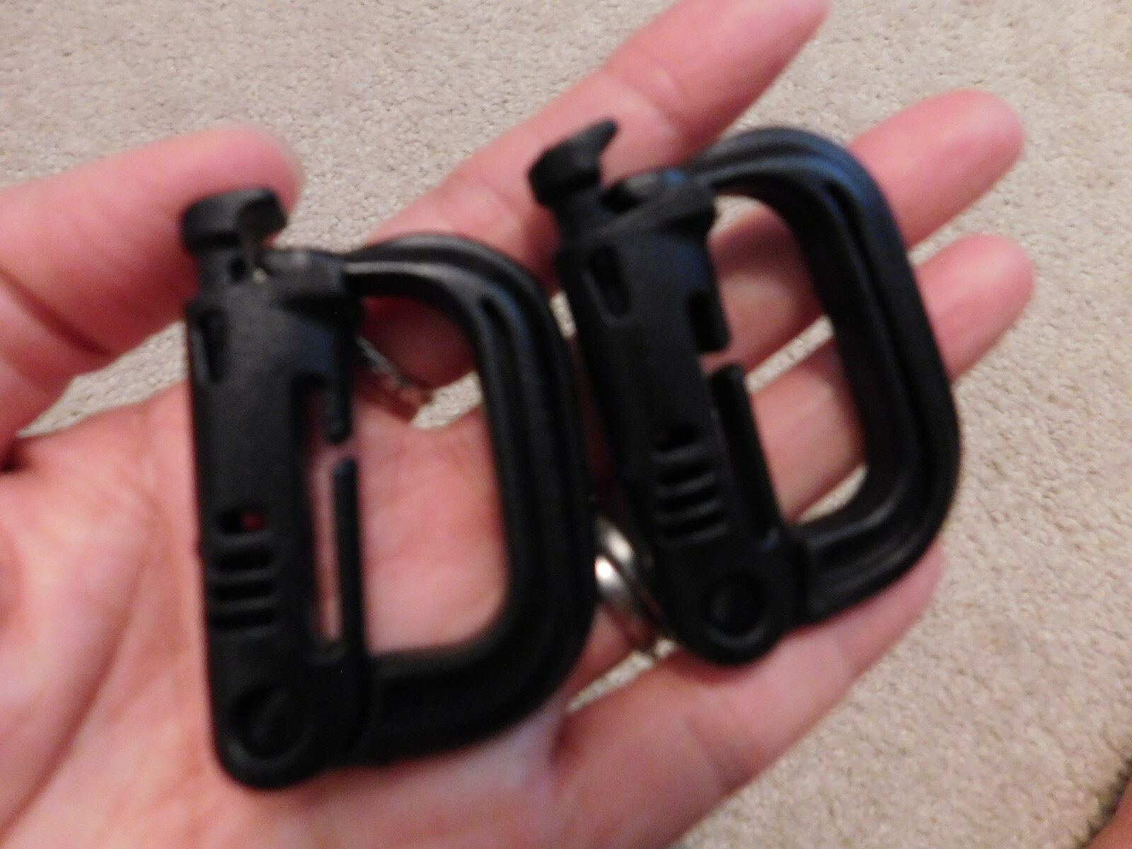 GRIMLOCK LOCKING D RING BLACK 2PCS NEW