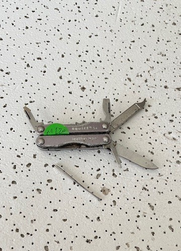 Leatherman SQUIRT S4 Silver Scissors Knife File Multi Tool - - - - -