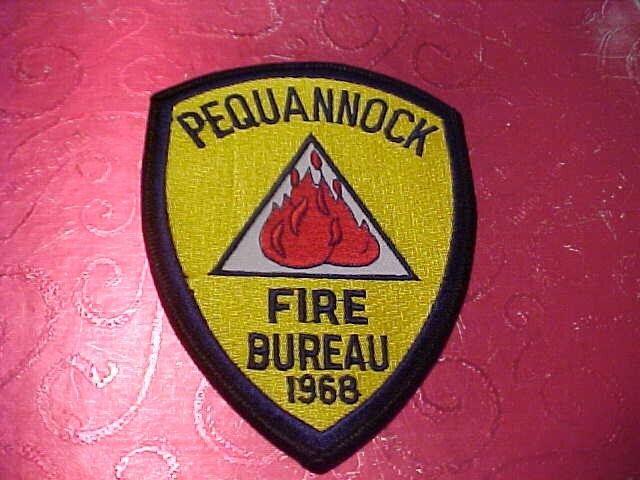 PEQUANNOCK NEW JERSEY FIRE DEPARTMENT PATCH SHOULDER SIZE UNUSED