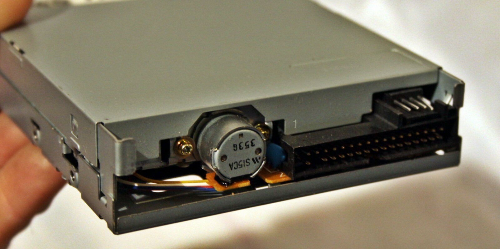 MITSUMI 3.5 1.44MB Floppy Drive D353M3