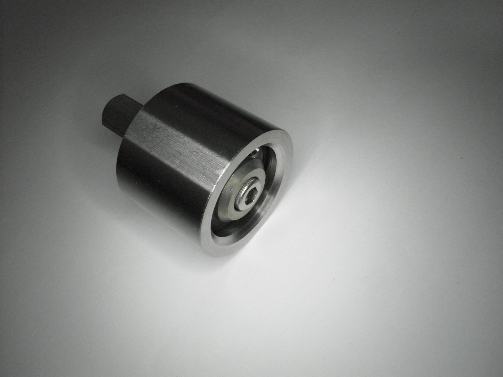 Anode layer ion source plasma sputtering thin film deposition