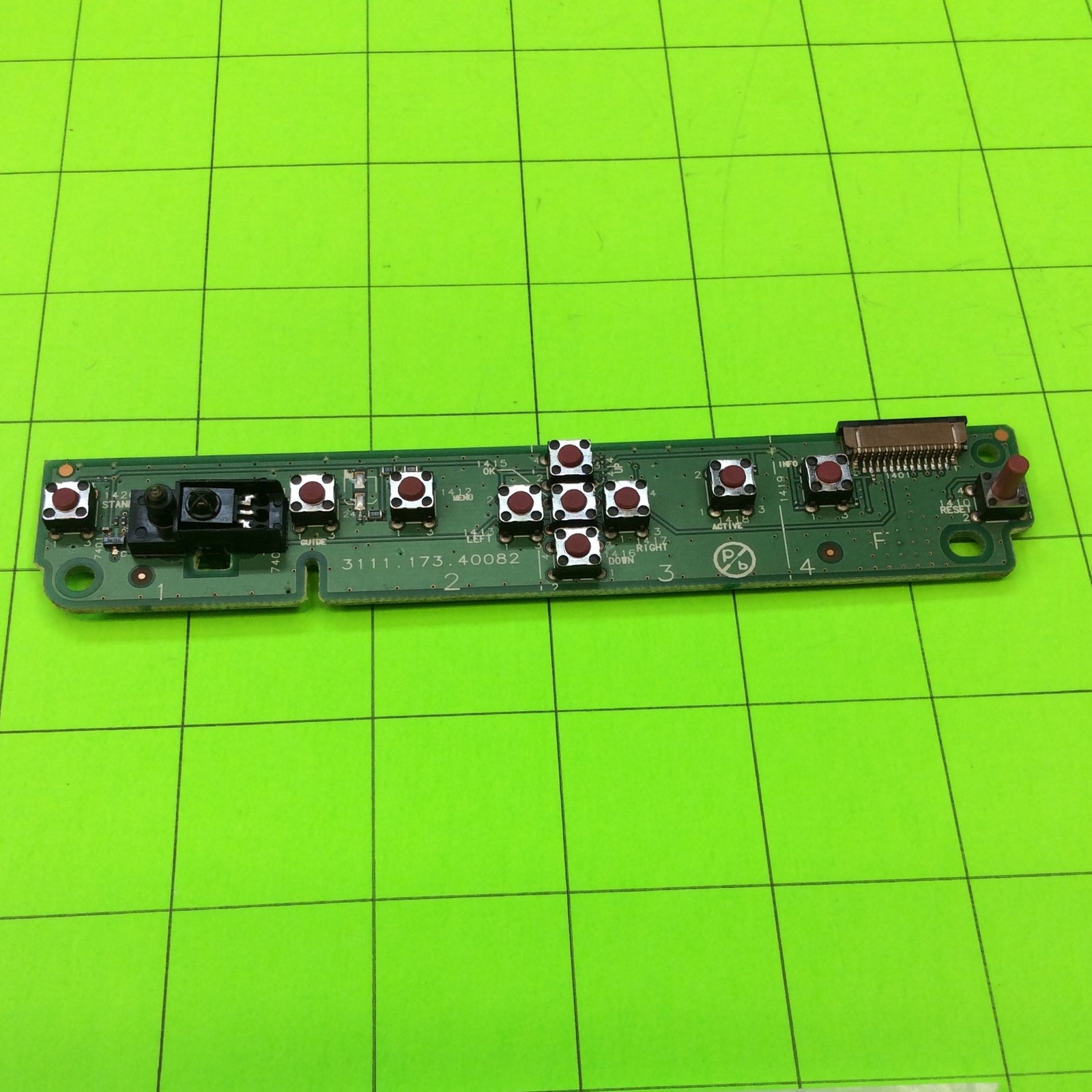 Directv D12-300 Cable Box Key Button Board 3111.173.40082