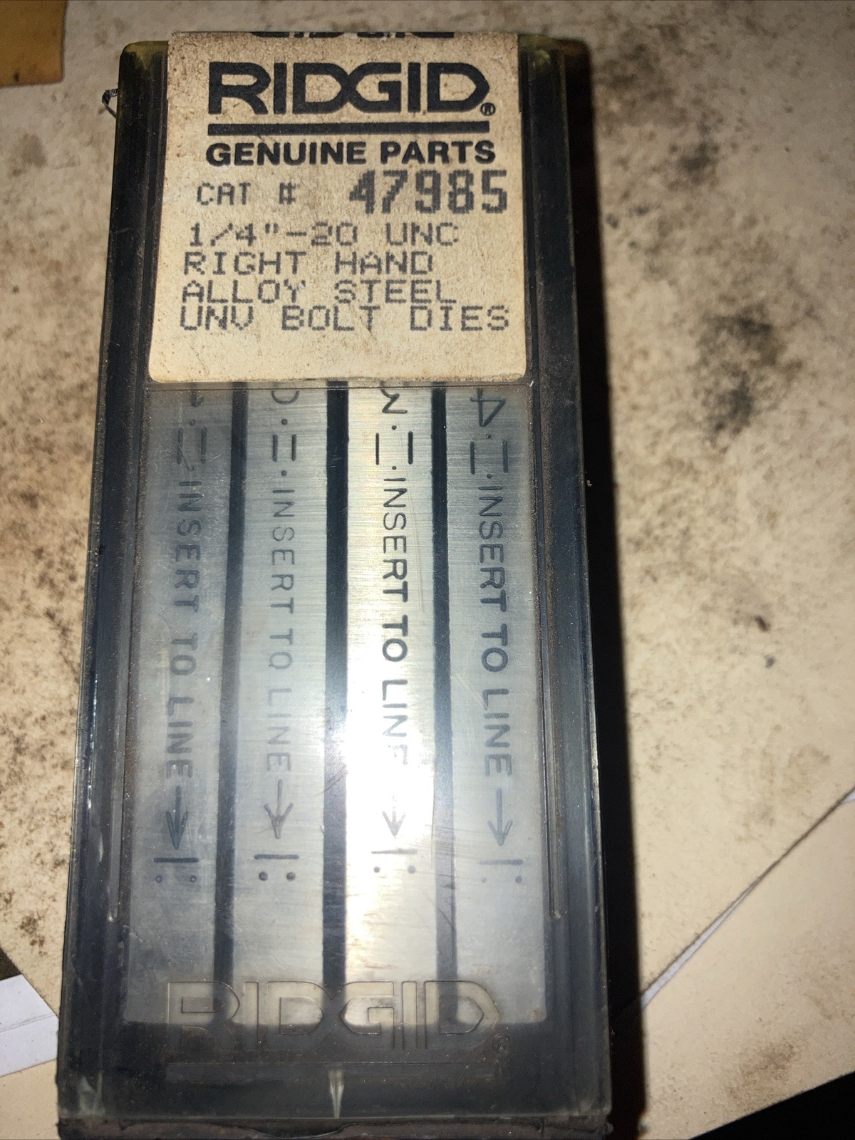 Ridgid 1/4"-20 UNC (R. H.) alloy steel UNV Bolt Dies 47985 Like 48215