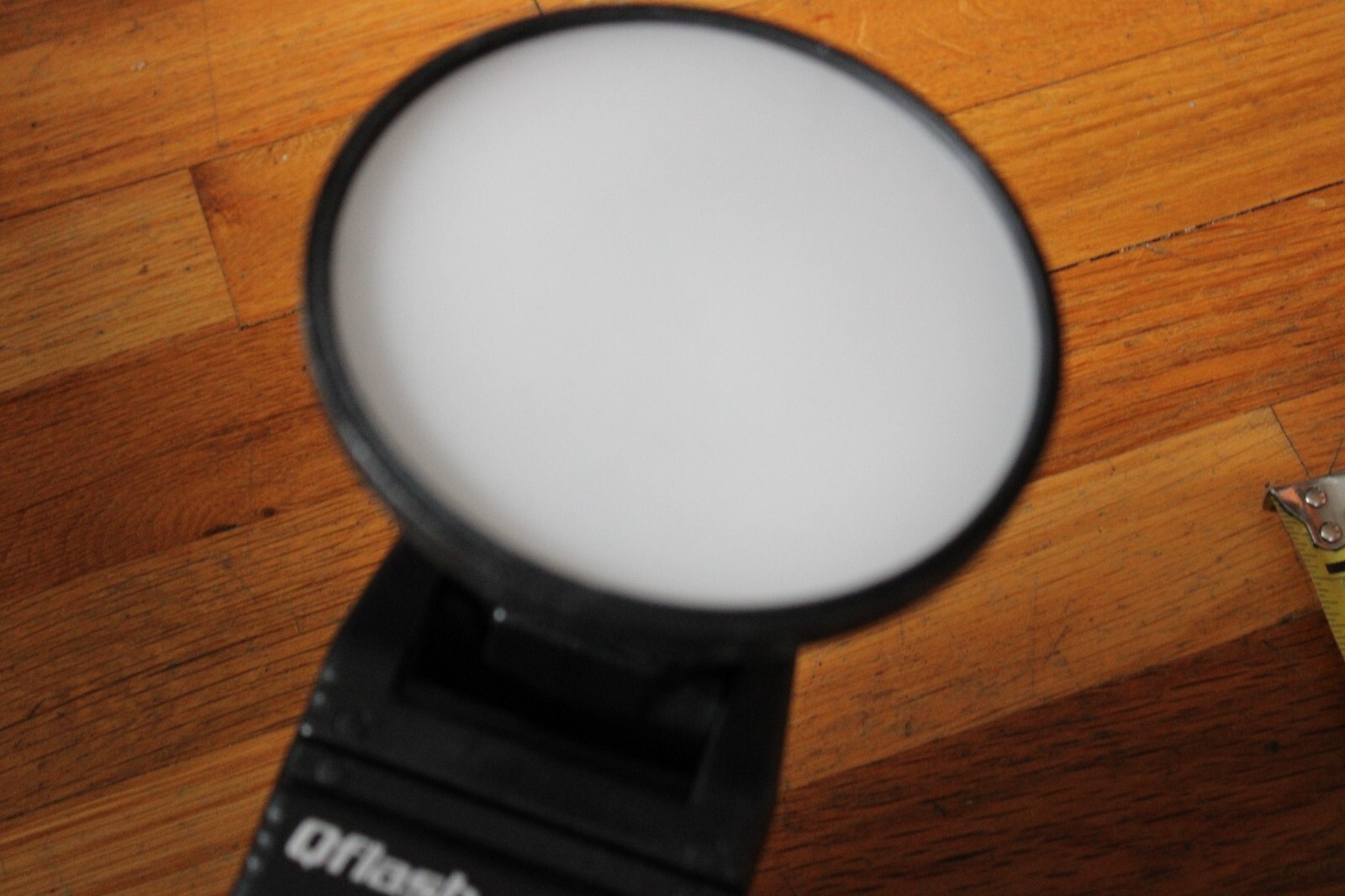 Quantum Instruments Qflash T2 Handle Mount Flash Strobe - Battery - Untested