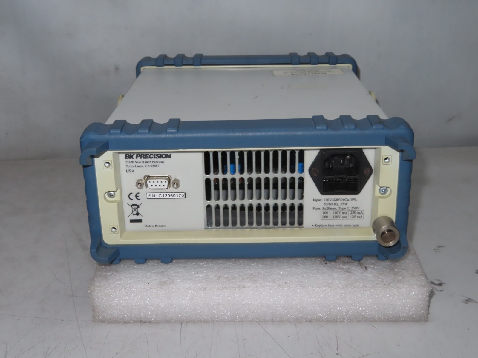 B&K Precision 4017B 10 MHz DDS SWEEP/FUNCTION Generator ** NEED FUSE **