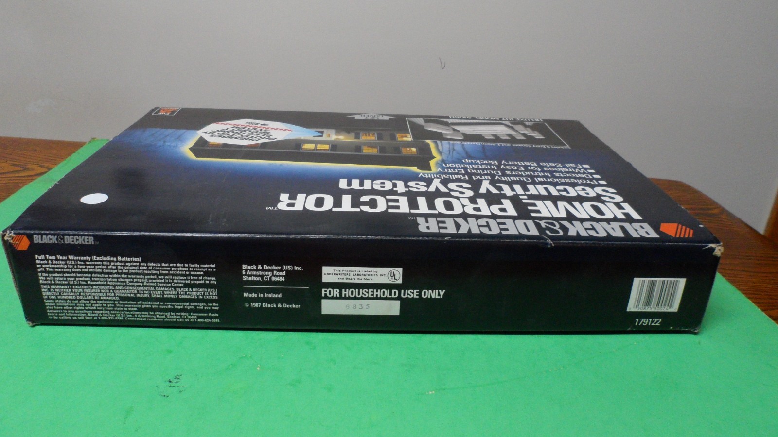 black & decker ome protector security system model 9105B