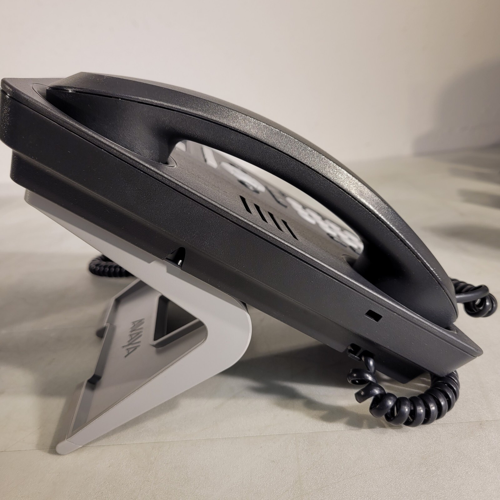 Avaya 9611G IP Deskphone For Parts Admin Code Unknown