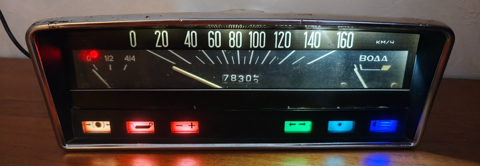 NIGHT LIGHT VINTAGE 1970s LADA VAZ 2101 MURAT 124 speedometer instrument cluster