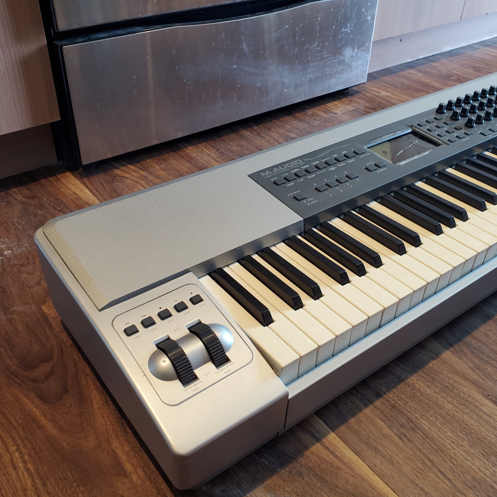 M-Audio Keystation Pro 88 Portable USB MIDI Controller - USED - TESTED - (READ)