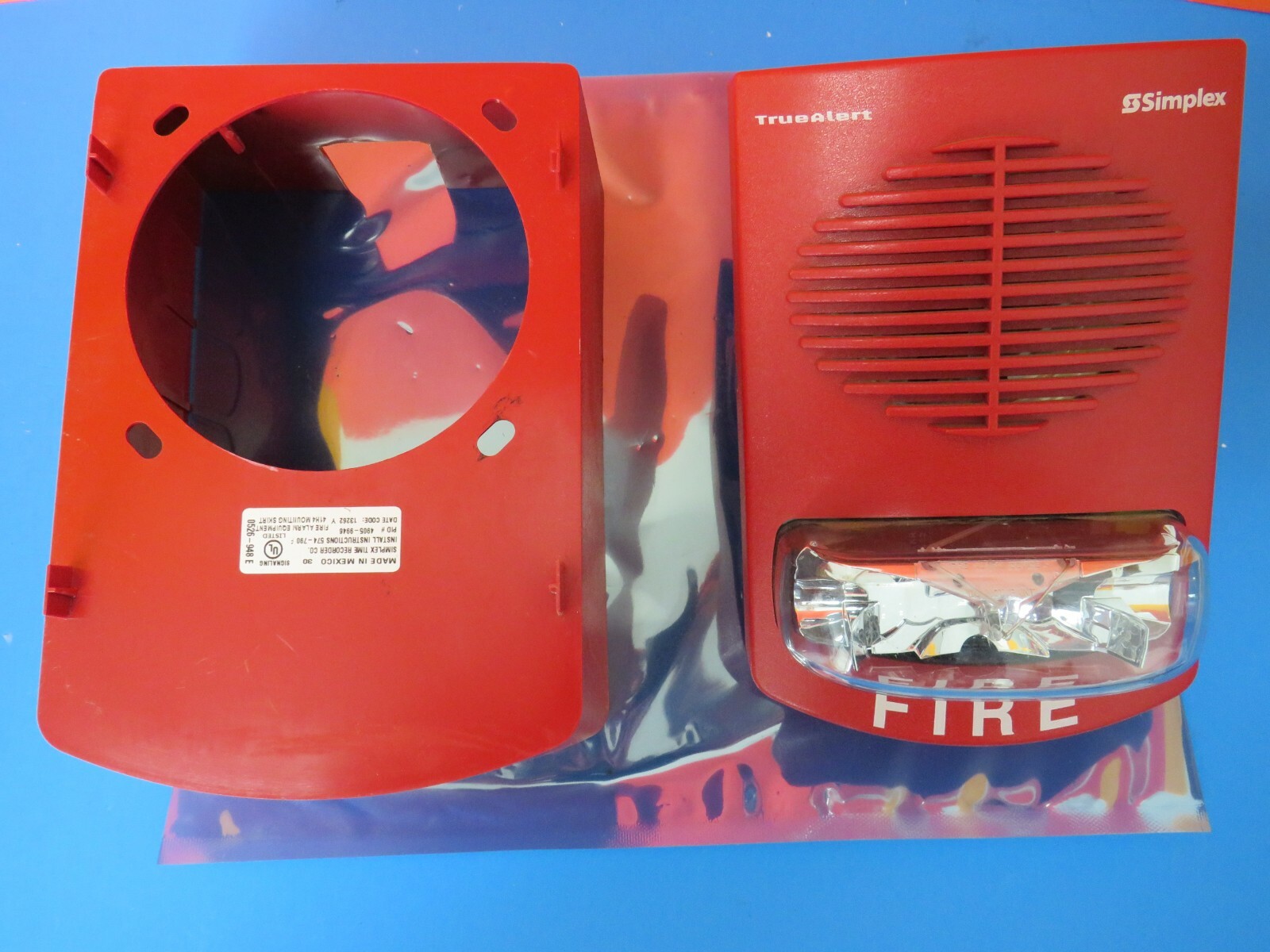 SIMPLEX 4906-9251 ADDRESSABLE SPEAKER STROBE INCLUDES 4905-9946 SKIRT 200 AVAL