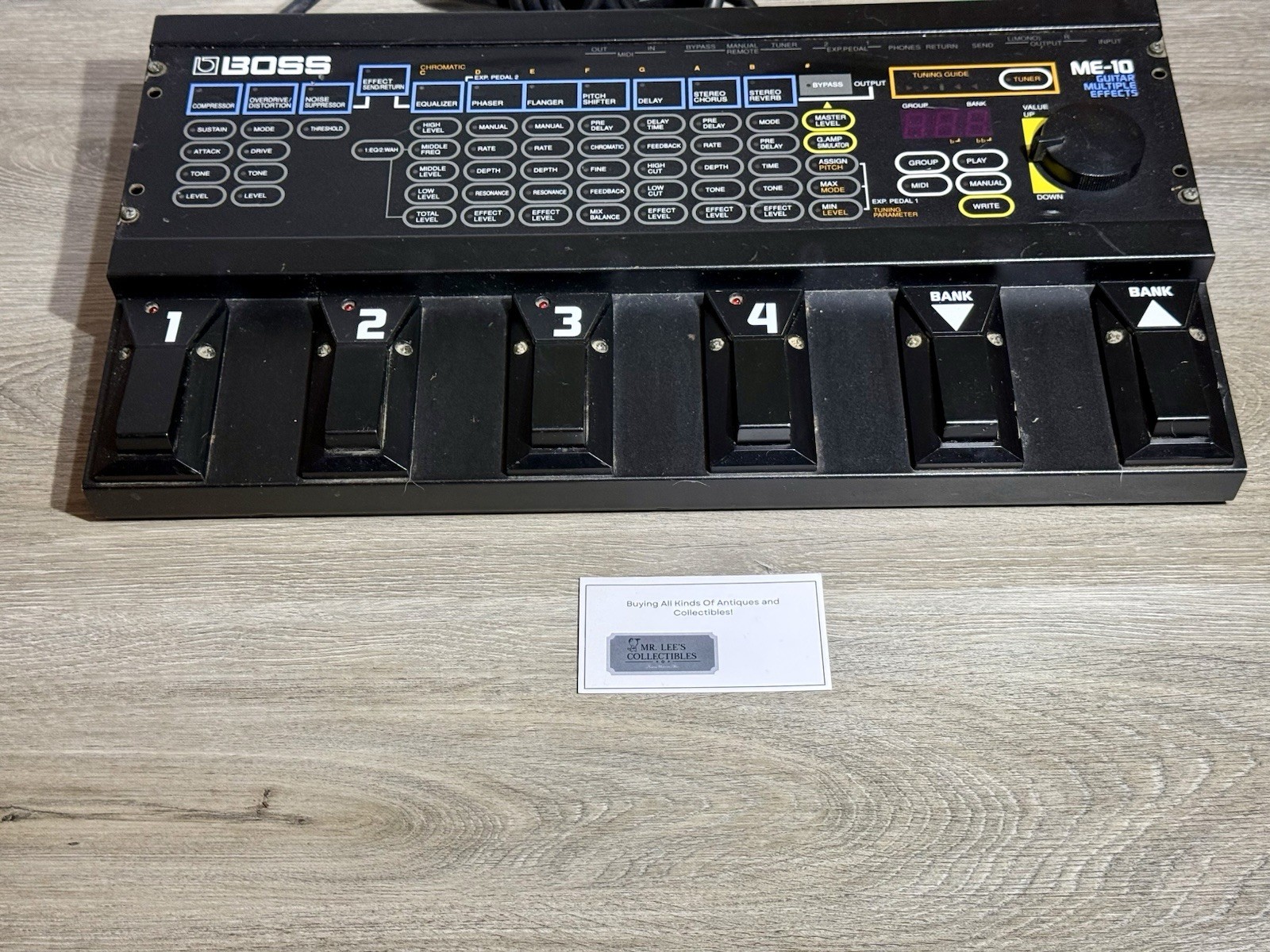 BOSS ME-10 Guitar Multiple Effects - Vintage Multi-Effector - Working Condition