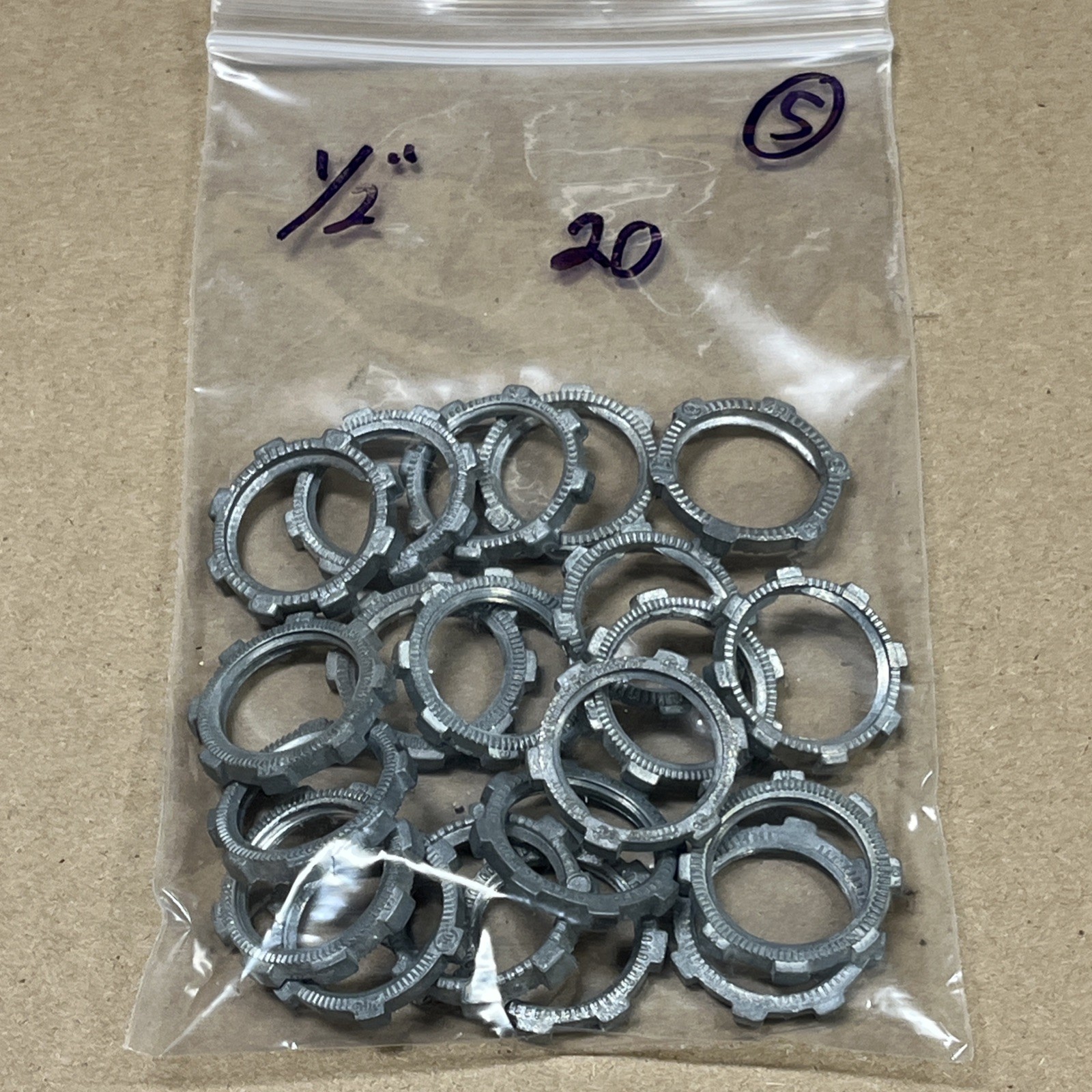 QTY 20) 1/2″ EMT Conduit Die-Cast Rigid Conduit Locknut With Locking Ridges