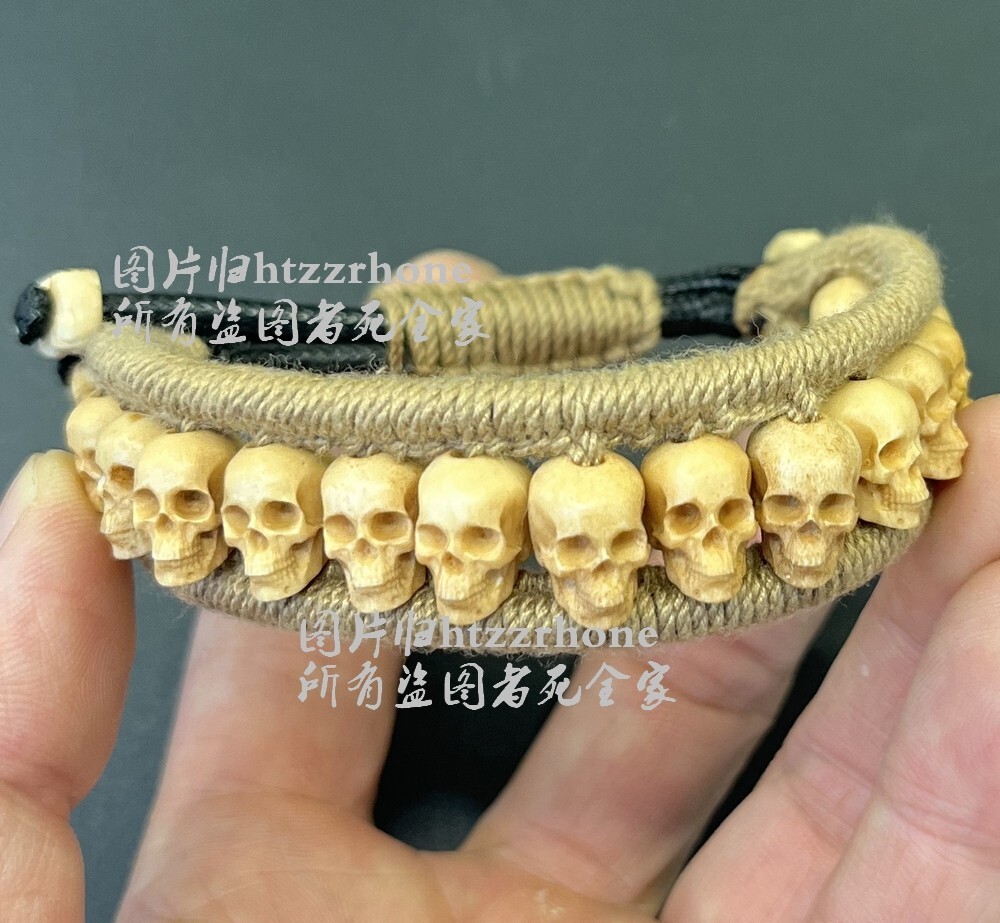 Old Deer Antler Stag Horn Carved Skull Head Bead Bracelet Skeleton Hand Chain