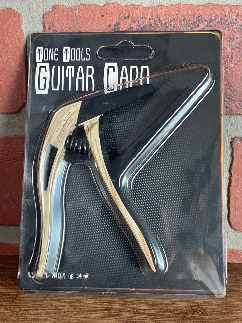Tetherax Tone Tools Guitar Capo - Maple