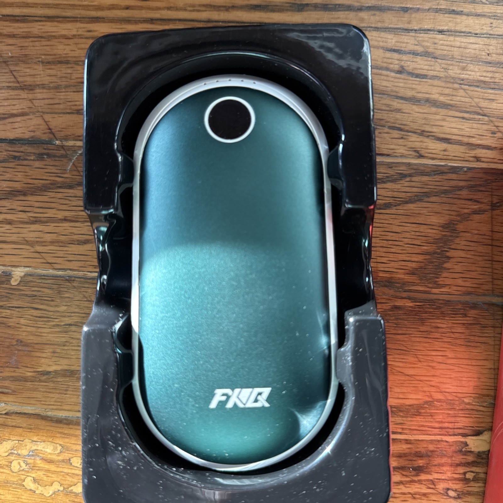Hand Warmer External Battery HYNS02 Rechargeable Battery Pack. New open box