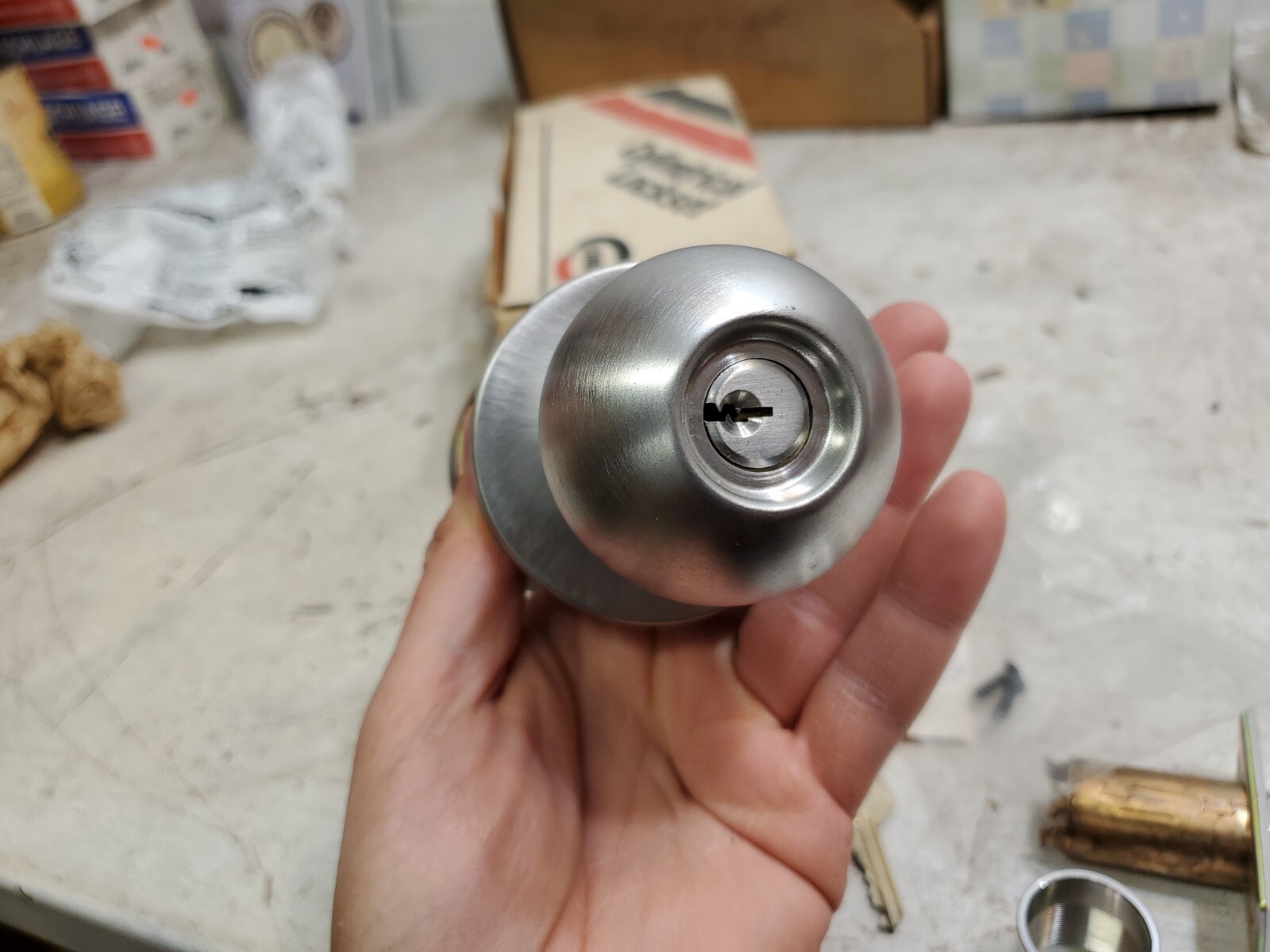 LOCKSMITH CORBIN 863-457 US26D STOREROOM Stainless locking door knob
