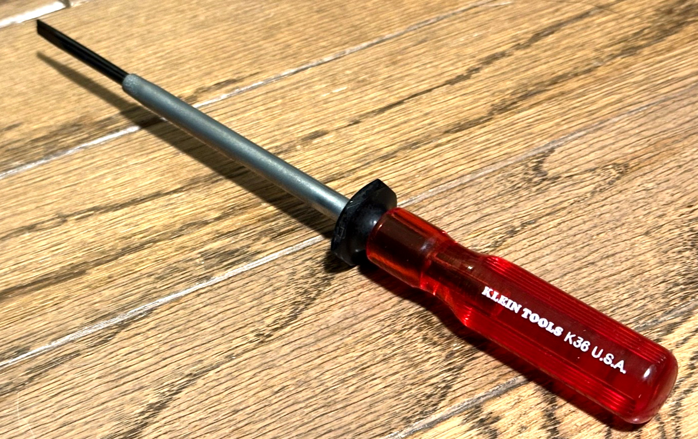 🇺🇸 Klein Tools USA Quick Wedge Split Starter Flat Tip Screwdriver Clear Red