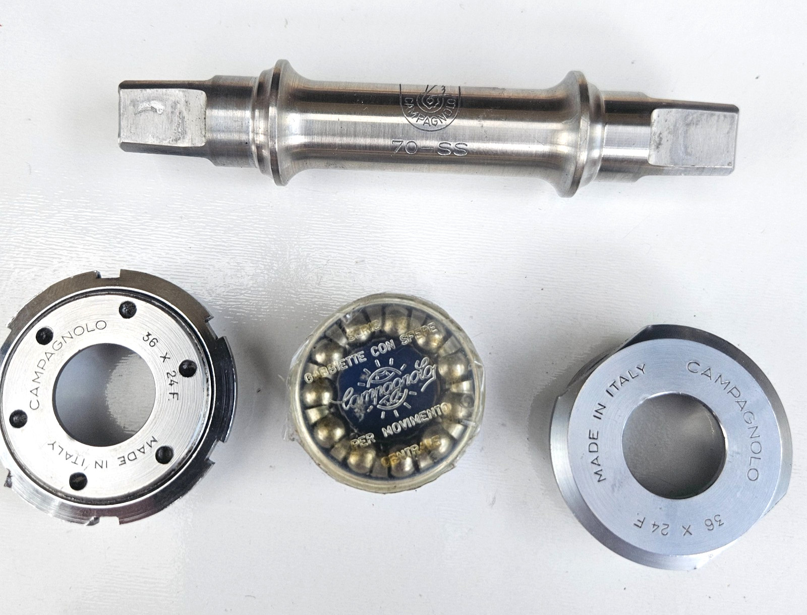 Campagnolo Victory Bottom Bracket, 70-SS, 109mm Axle,  NOS