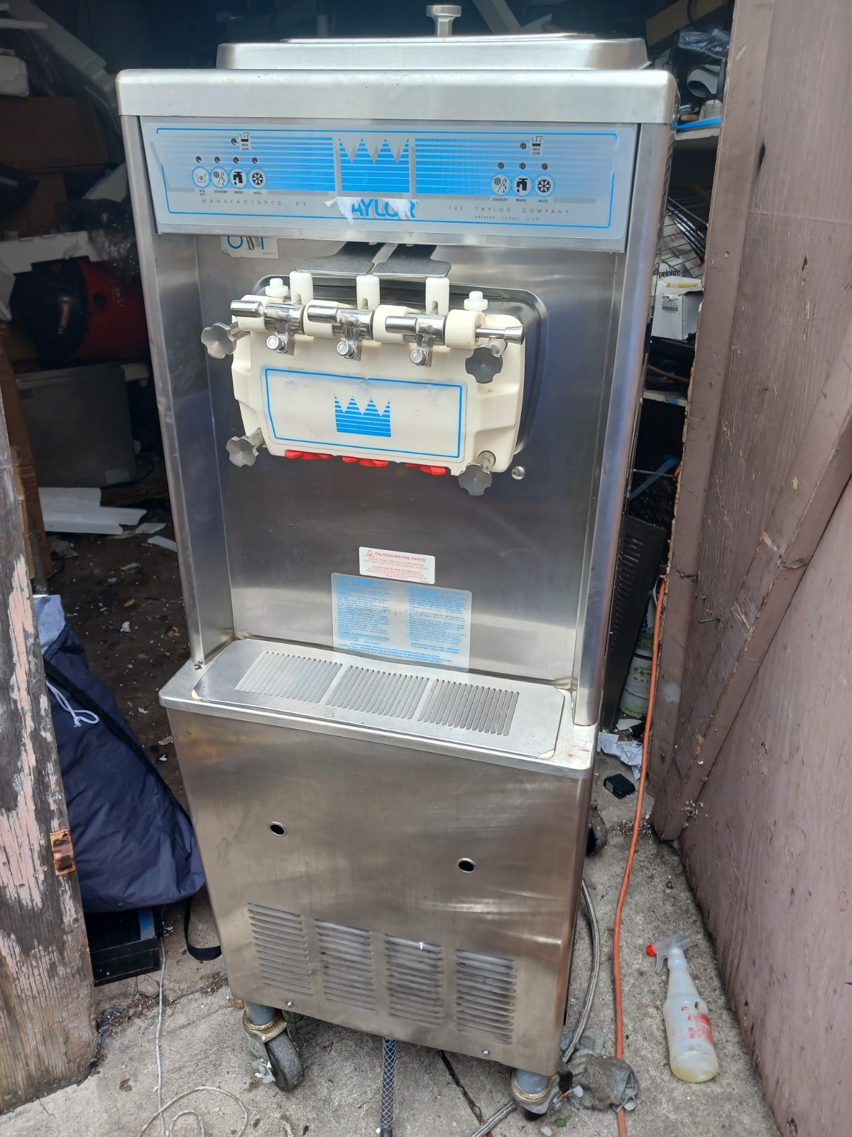 TAYLOR 336-33 2011 3PH WATER COOLED Ice CREAM YOGURT MACHINE