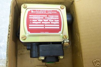BARKSDALE P1H-F85-S1 PRESSURE SWITCH 3-85 PSI 125/250VDC  NEW CONDITION IN BOX