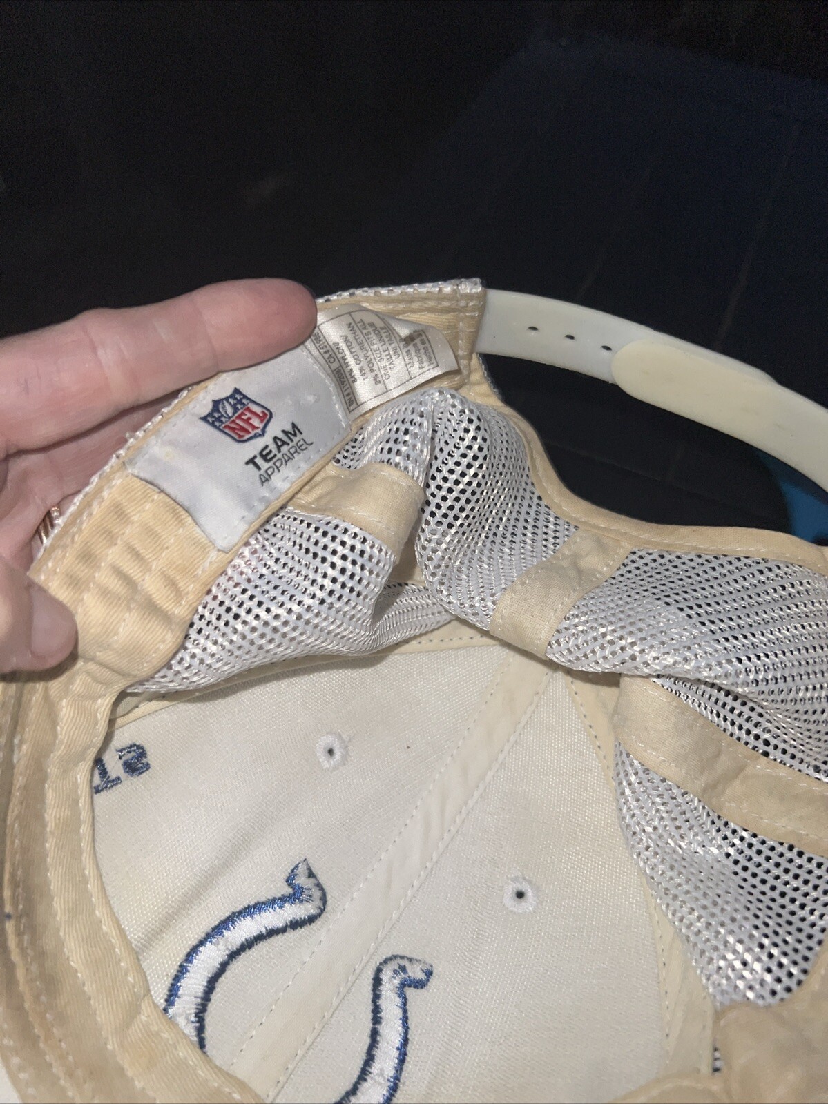 Indianapolis Colts White Hat Cap w Blue Horseshoe, White Mesh Worn Inside