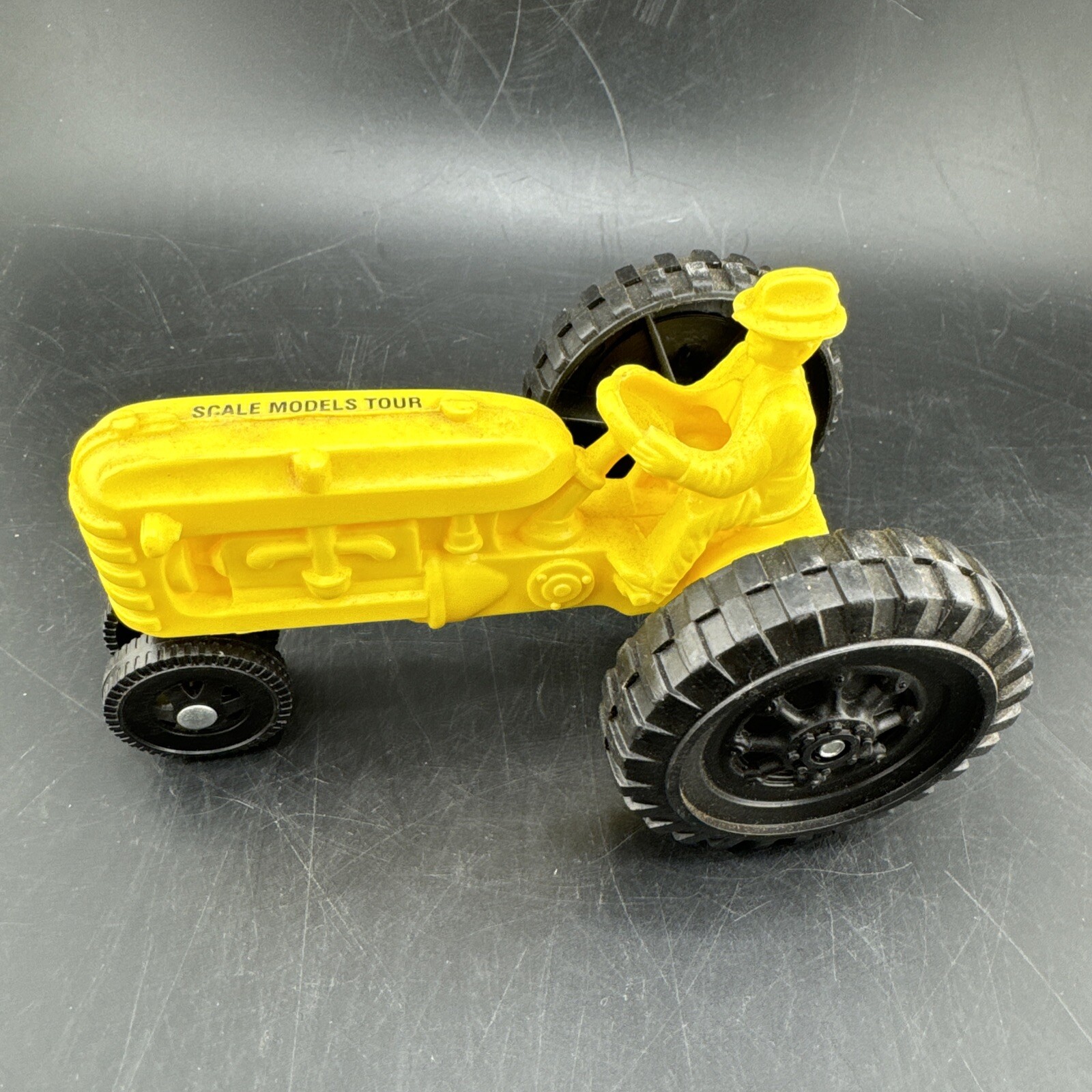 Vintage Scale Models Tour Yellow Tractor With Hitch/salesman Sample 📦