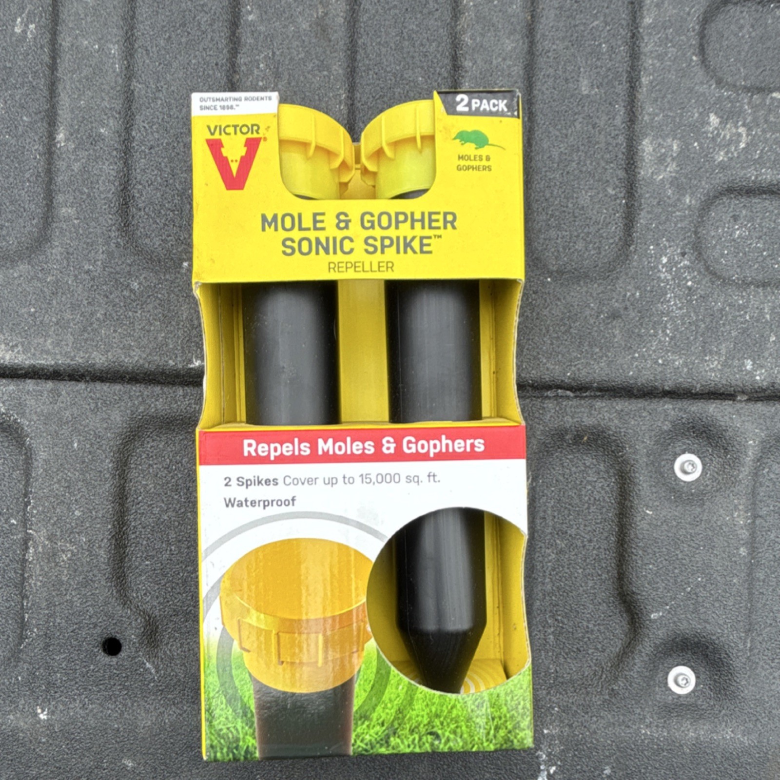 Victor Sonic Spike Repellent 2 Pack for Mole & Gopher, Covers 15,000 sq. ft.