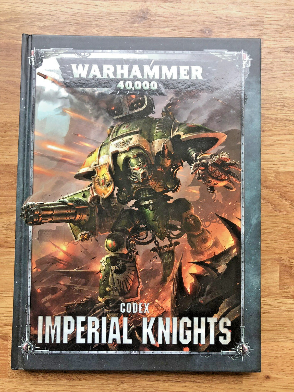 Warhammer 40,000 Codex Imperial Knights game guide 2018. HB