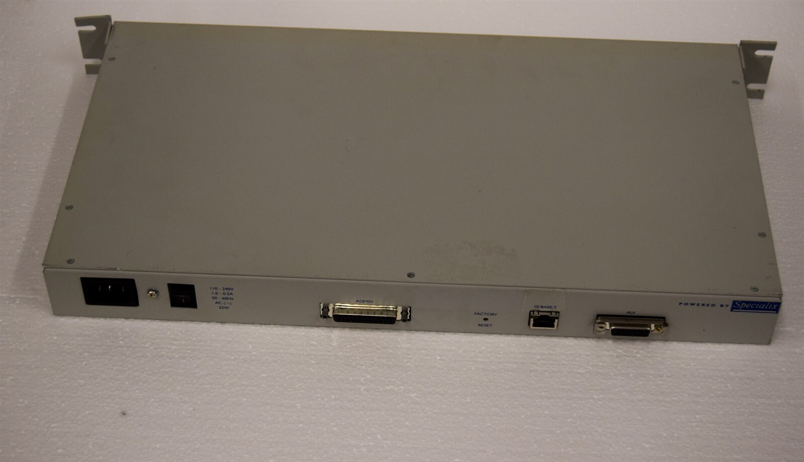 Perle Jetstream 8500 16 Port Switch (S19)