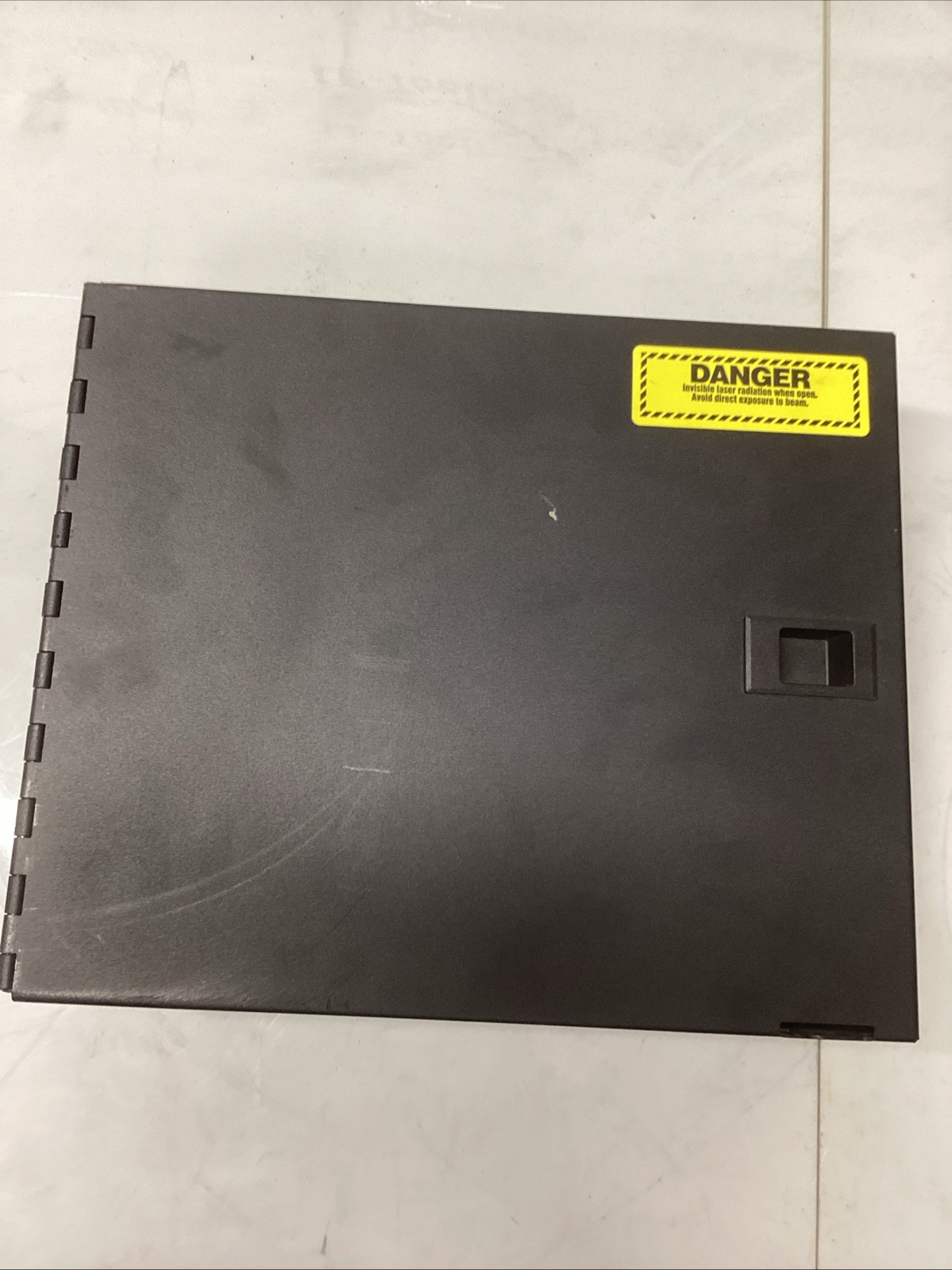 6 Port SC Wall Mount Patch Panel Locking Enclosure w/ Splice Tray. U-268s
